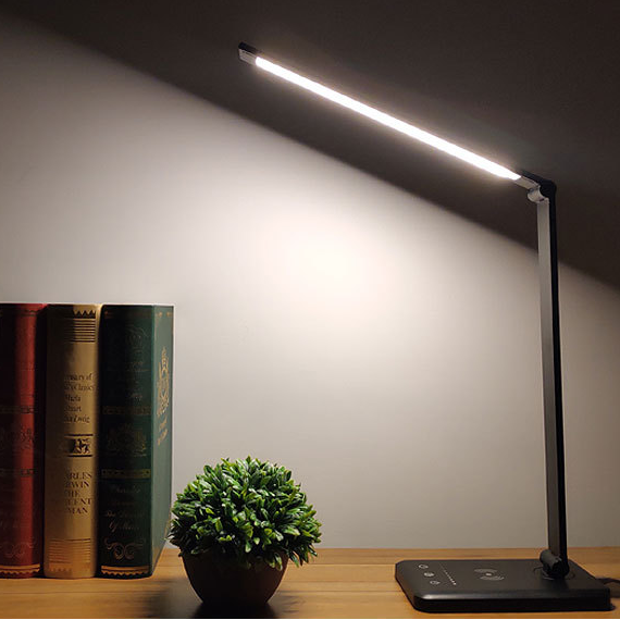 Wireless Charging LED Desk Lamp with Touch Control & Eye-Care Lighting
